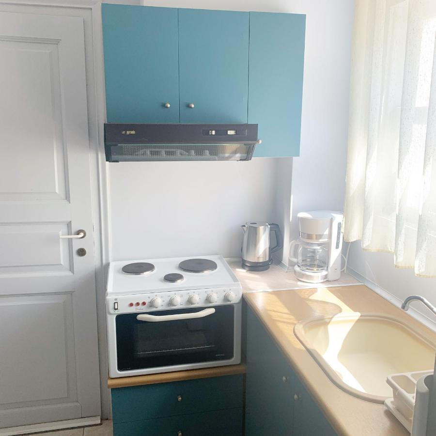 Ilias Apartments Фінікунда Екстер'єр фото