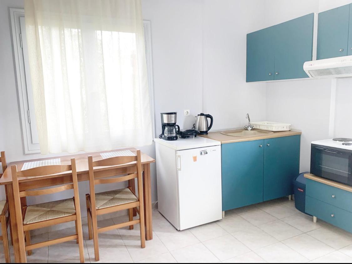 Ilias Apartments Фінікунда Екстер'єр фото
