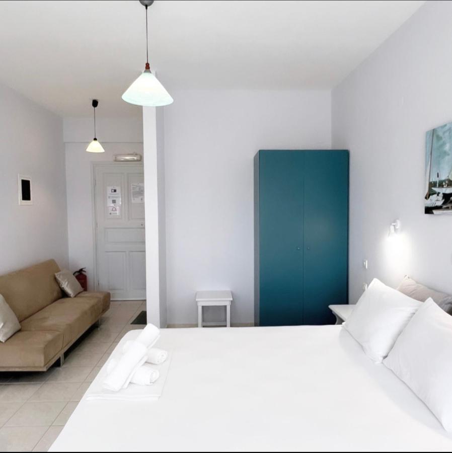 Ilias Apartments Фінікунда Екстер'єр фото