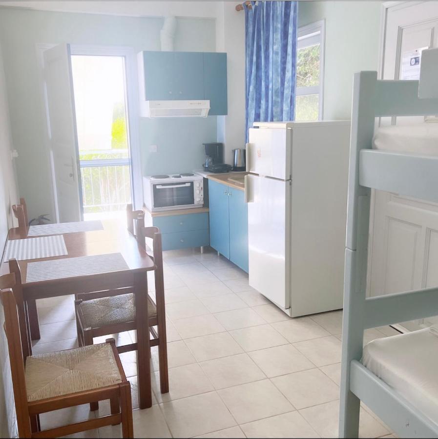Ilias Apartments Фінікунда Екстер'єр фото