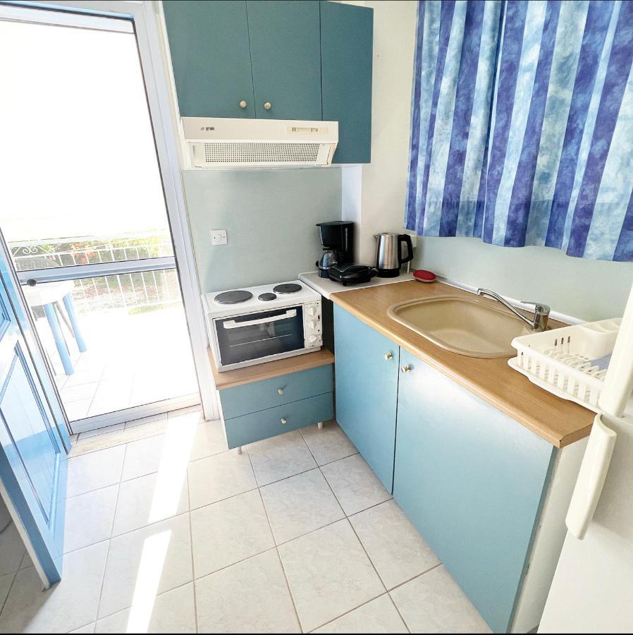 Ilias Apartments Фінікунда Екстер'єр фото