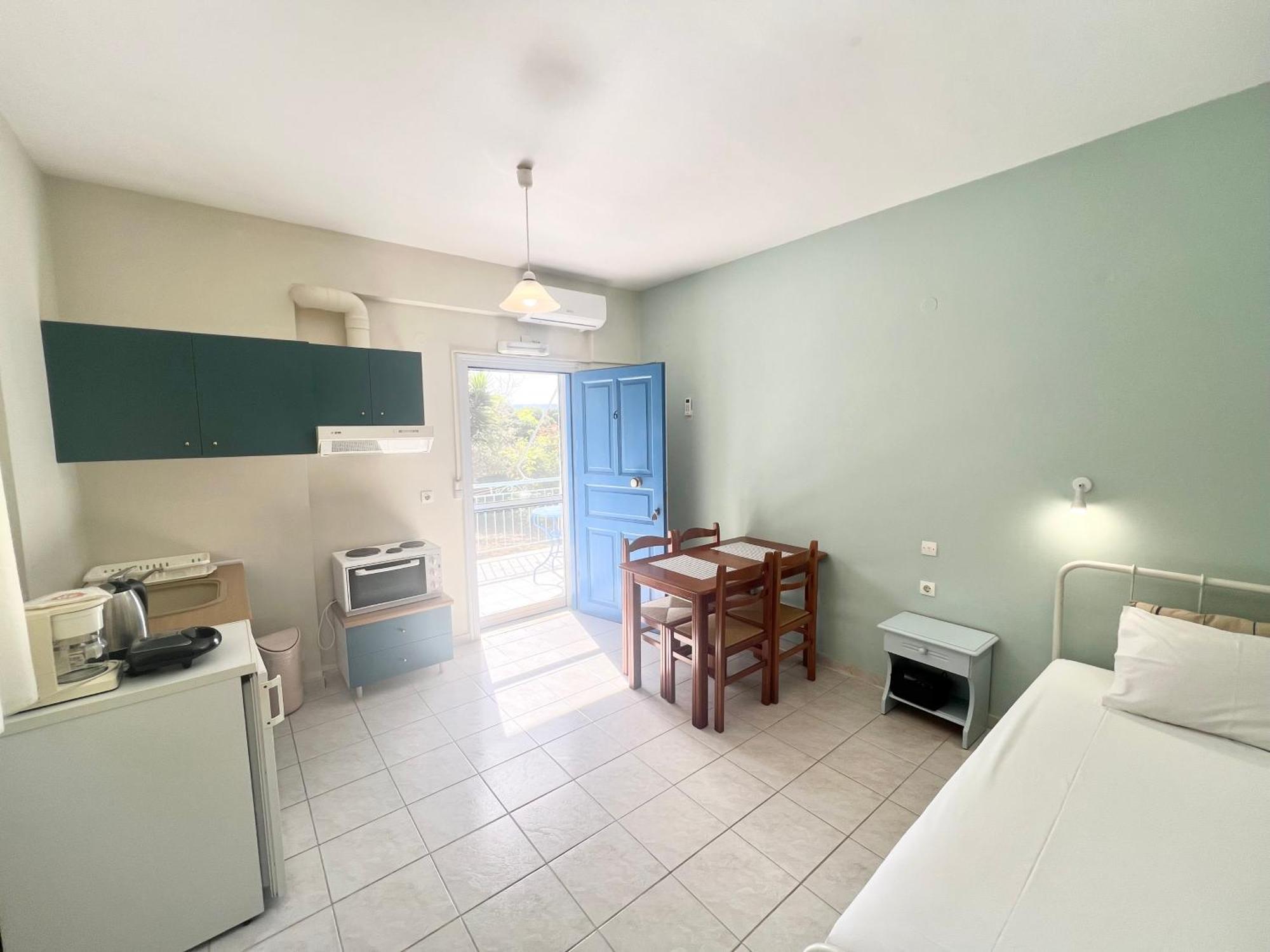 Ilias Apartments Фінікунда Екстер'єр фото