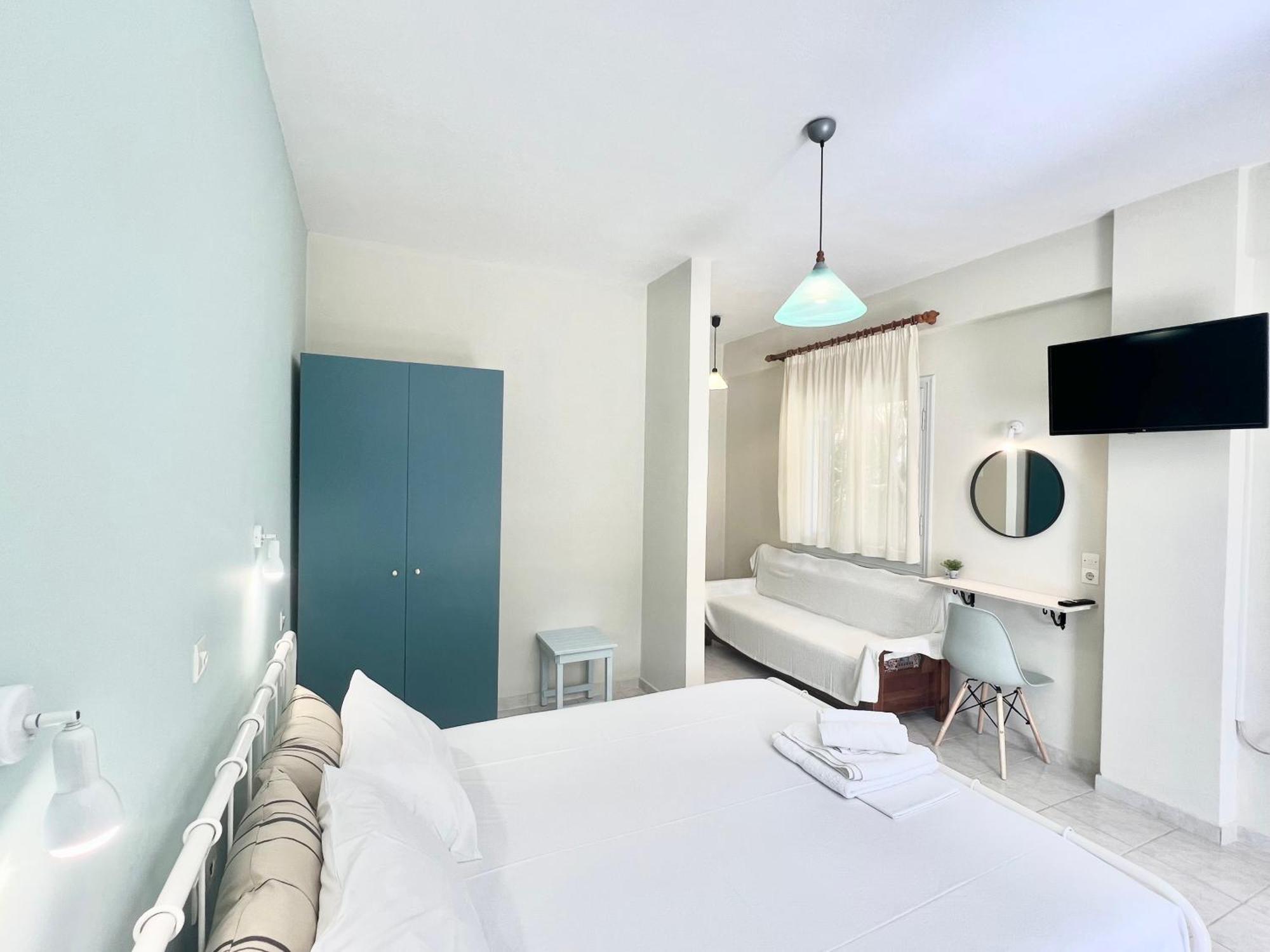 Ilias Apartments Фінікунда Екстер'єр фото